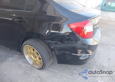 2012 Honda Civic Lx z USA, uszkodzony, nr VIN 19XFB2F51CE104835